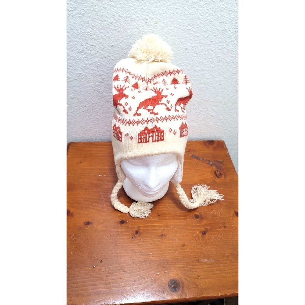 Snohomish Running Co Trapper Hat Unisex OSFM Cream Red Reindeer Winter Beanie‎